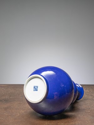 Lot 82 - (R) A MONOCHROME COBALT-BLUE DOUBLE GOURD VASE, CHINA, QING DYNASTY WITH QIANLONG MARK