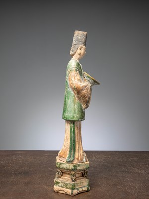 Lot 16 - (R) A CHINESE TERRACOTTA DIGNITARIE, MING DYNASTY, 15TH CENTURY