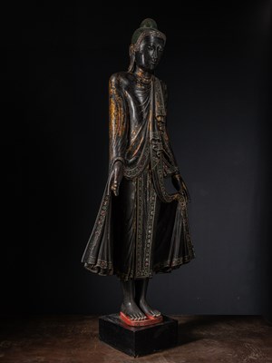 Lot 38 - (R) A LARGE STANDING MANDALAY BUDDHA AS COSMIC HEALER (BHAIṢAJYAGURU) BIRMA 19TH CENTURY