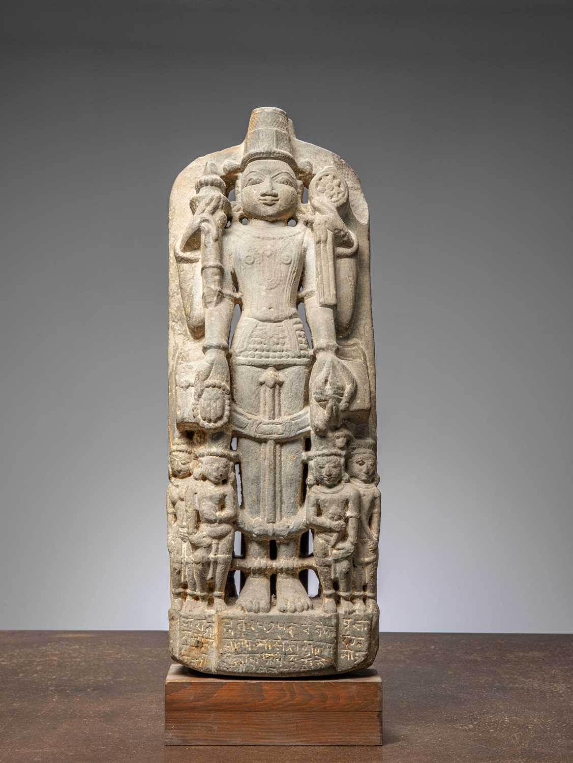 Lot 40 - (R) STANDING STONE VISHNU INDIA RAJASTAN DATED 1538