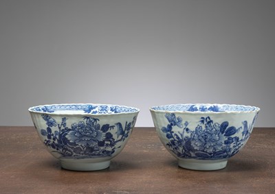 Lot 34 - (R) PAIR OF CHINESE BLUE AND WHITE PORCELAIN BOWLS, KANGXI PERIOD (1662-1722) CHINA