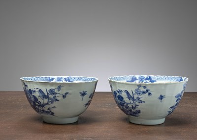 Lot 34 - (R) PAIR OF CHINESE BLUE AND WHITE PORCELAIN BOWLS, KANGXI PERIOD (1662-1722) CHINA