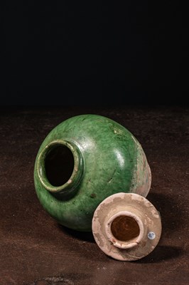 Lot 44 - (R) TANG VASE WITH LID GREEN LEAD GLAZE 7TH CENTURY