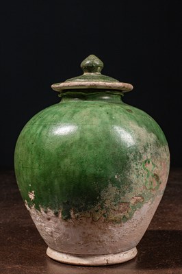 Lot 44 - (R) TANG VASE WITH LID GREEN LEAD GLAZE 7TH CENTURY