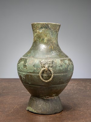 Lot 88 - (R) A HU-TYPE BRONZE VASE, CHINA, HAN DYNASTY 2ND CENTURY BC