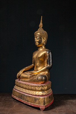 Lot 43 - (R) SEATED COLD GILT BRONZE BUDDHA THAILAND 19TH CENTURY