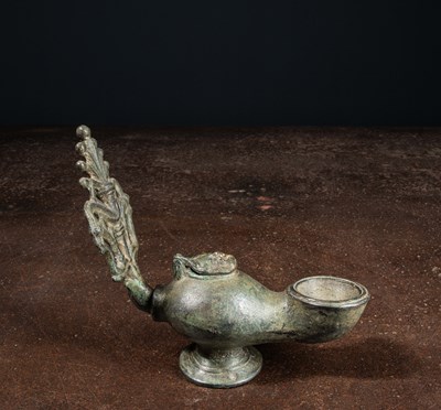 Lot 27 - (R) A RARE ROMAN BRONZE OILLAMP WITH HANDLE PURCHASED IN THAILAND 2nd-3rd AD