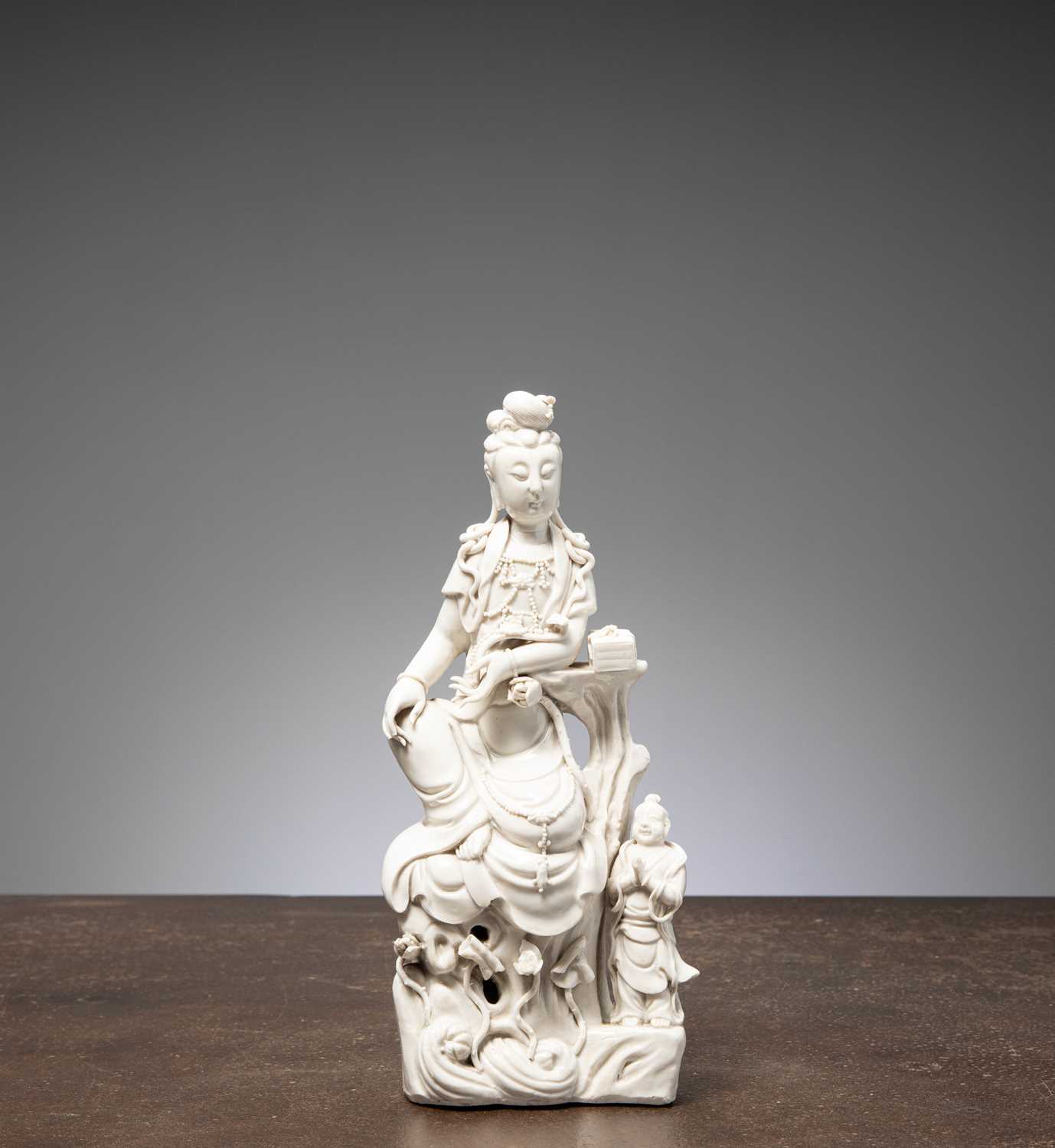 Lot 24 - (R) A DEHUA BLANC DE CHINA GUANYIN CHINA 19TH CENTURY