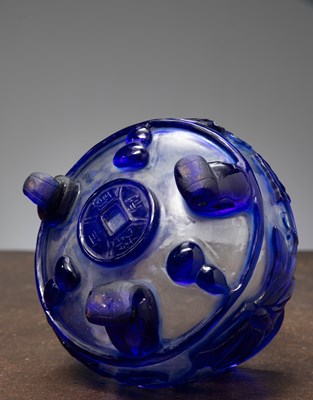 Lot 69 - (R) A BEIJING GLASS CENSER WITH QIANLONG MARK (1736 - 1795) CHINA