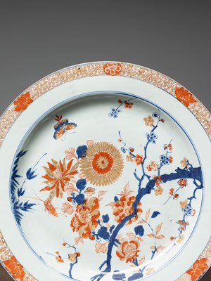 Lot 22 - (R) BIG IMARI CHARGER, CHINA, APPROXIMATELY 1720 TO 1730