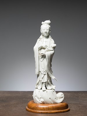 Lot 406 - (R) GUANYIN, BLANC DE CHINE, DE-HUA-MANUFACTORY, CHINA, 19TH CENTURY