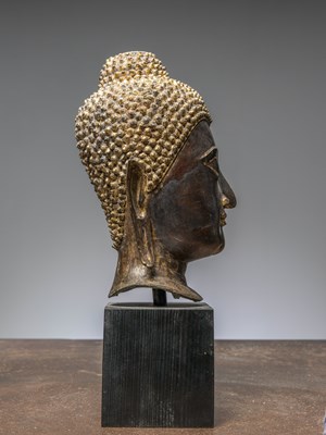 Lot 83 - (R) A BRONZE BUDDHA HEAD, AYUTTHAYA, THAILAND, 17TH CENTURY