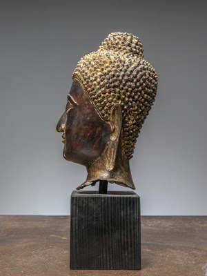 Lot 83 - (R) A BRONZE BUDDHA HEAD, AYUTTHAYA, THAILAND, 17TH CENTURY