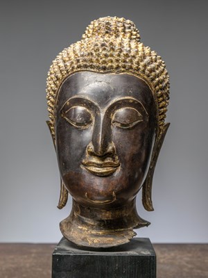 Lot 83 - (R) A BRONZE BUDDHA HEAD, AYUTTHAYA, THAILAND, 17TH CENTURY