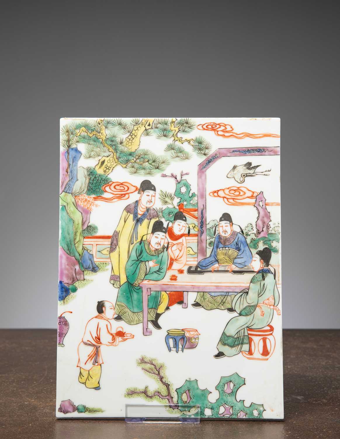 Lot 58 - (R) A FAMILLE VERTE PORCELAIN TILE, WISE MAN IN CONVERSATION, CHINA, 19TH CENTURY