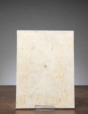 Lot 58 - (R) A FAMILLE VERTE PORCELAIN TILE, WISE MAN IN CONVERSATION, CHINA, 19TH CENTURY