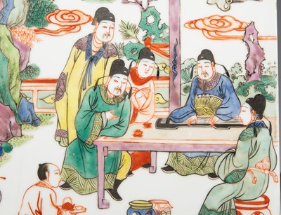 Lot 58 - (R) A FAMILLE VERTE PORCELAIN TILE, WISE MAN IN CONVERSATION, CHINA, 19TH CENTURY