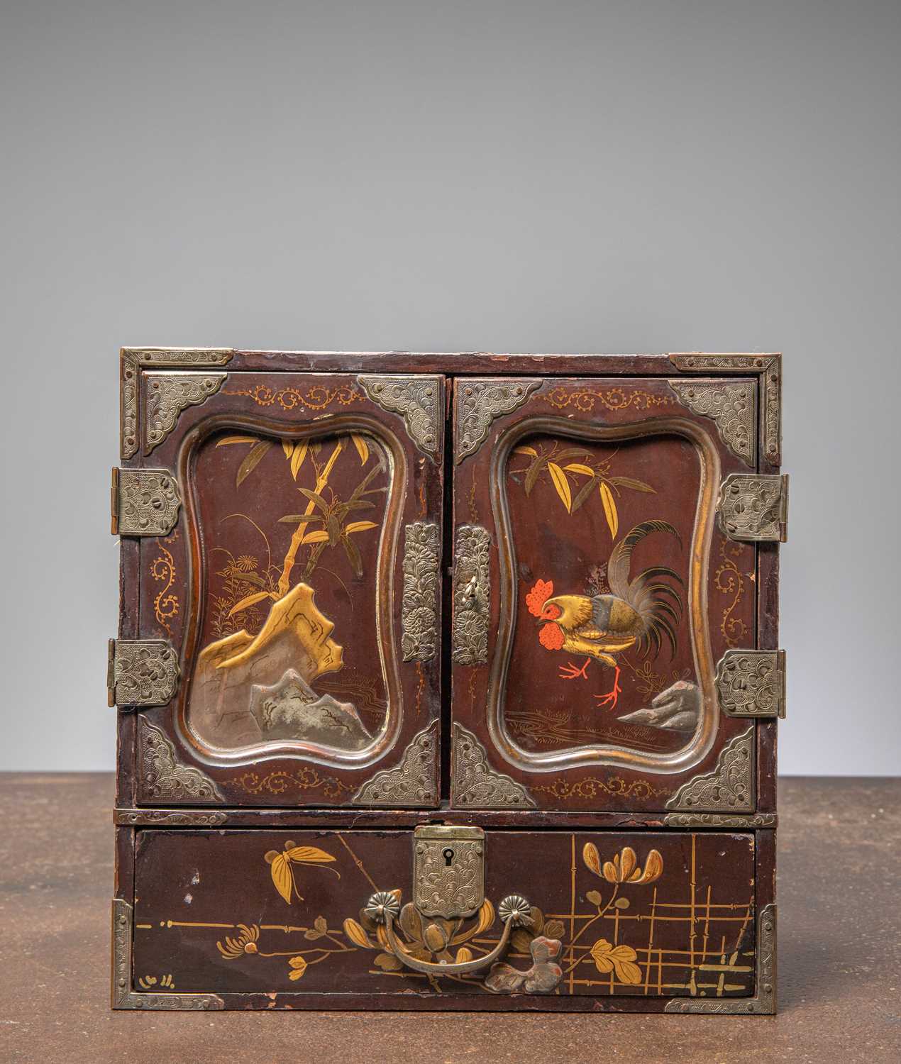 Lot 87 - (R) A JAPANESE LACQUER CABINET (KODANSU), MEIJI PERIOD, 19TH CENTURY