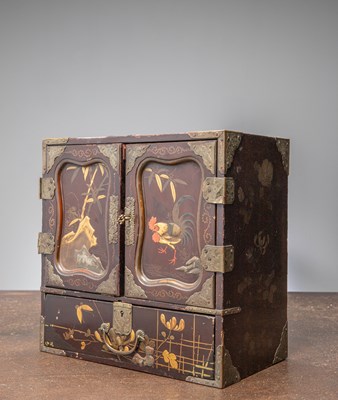 Lot 87 - (R) A JAPANESE LACQUER CABINET (KODANSU), MEIJI PERIOD, 19TH CENTURY