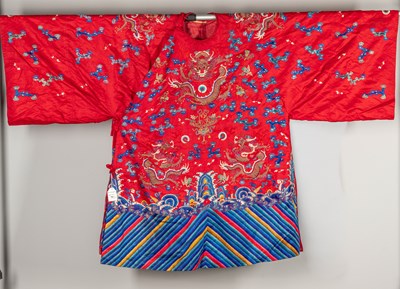 Lot 119 - (R) AN IMPERIAL DRAGON ROBE, CHINA, QING DYNASTY FORMERLY SOLD AT BONHAMS