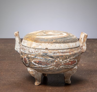 Lot 25 - (R) A PAINTED EARTHENWARE TRIPOD VESSEL , CHINA HAN DYNASTY (206 BC – 220 AD)