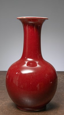 Lot 29 - (R) A CHINESE REPUBLIC LANGYAO PORCELAIN VASE (1912-1949)
