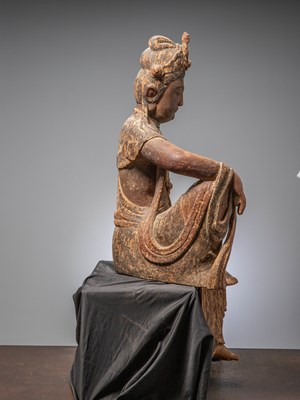 Lot 14 - (R) A LARGE CHINESE WOOD CARVED FIGURE OF GUANYIN QING DYNASTY