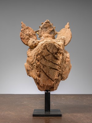 Lot 3 - A HEAD OF A BODHISATTVA, TERRACOTTA WITH POLYCHROME, PAKISTAN, HUND REGION, 5TH–7TH CENTURY