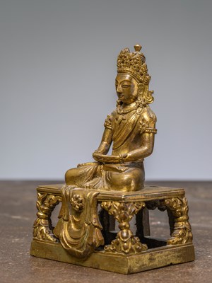 Lot 27 - A SEATED FIREGILT BRONZE STATUE OF AMITAYUS CHINA 18TH CENTURY QING DYNASTY