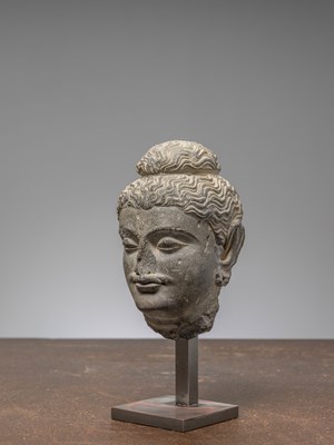 Lot 1 - A GREY SCHIST HEAD OF BUDDHA GANDHARA 4TH CENTURY