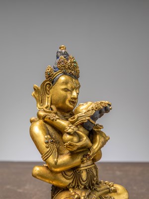 Lot 20 - A SEATED BRONZE GILT STATUE OF SITASAMVARA & CONSORT VAJRAVARAHI IN YAB YUM CHINA 18TH CENTURY