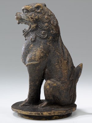 Lot 61 - ROARING LION
