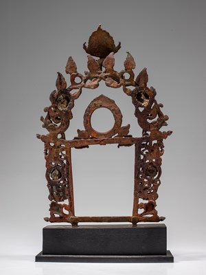 Lot 67 - MANDORLA