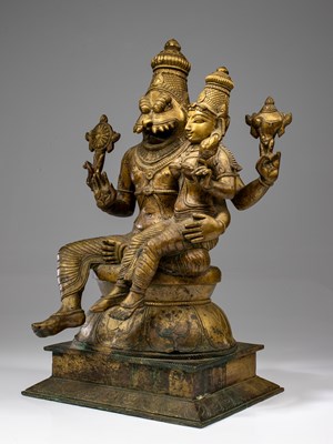 Lot 17 - VERY LARGE NARASHIMA WITH CONSORT SCULPTURE
