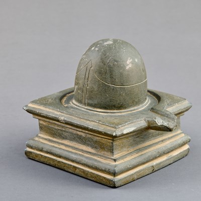 Lot 317 - SHIVA LINGAM IN YONI PEDESTAL ,KASHMIR, 12TH CENTURY