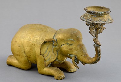 Lot 260 - OILLAMP IN SHAPE OF AN ELEPHANT BRONZE NEPAL 18TH CENTURY