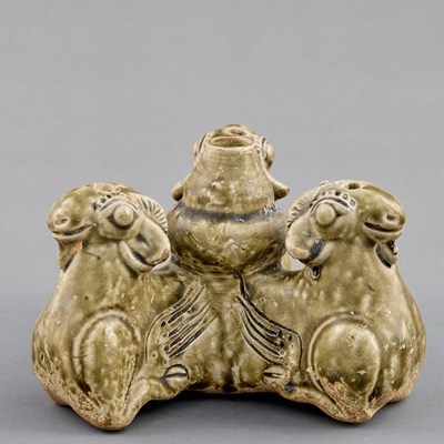 Lot 310 - OILLAMP IN SHAPE OF THREE RAMS INDIA 16TH CENTURY