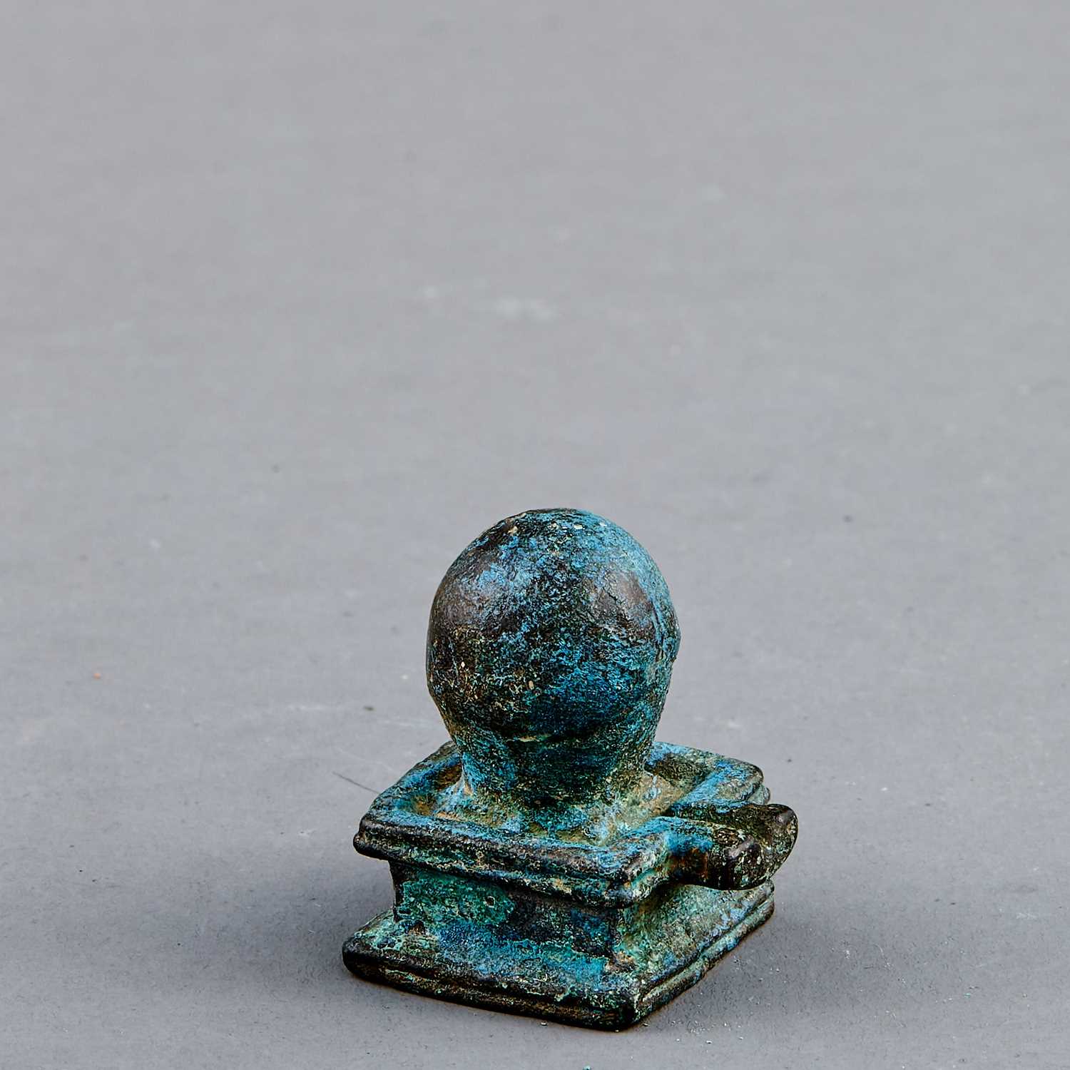 Lot 78 - LINGAM AND YONI BRONZE CAMBODIA 13TH CENTURY