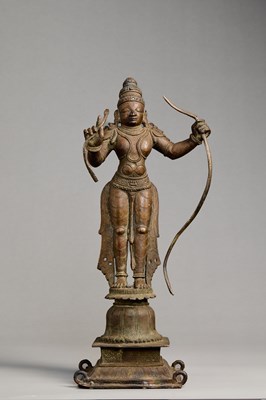 Lot 320 - A STANDING BRONZE RAMA HOLDING A BOW, INDIA, 17TH CENTURY