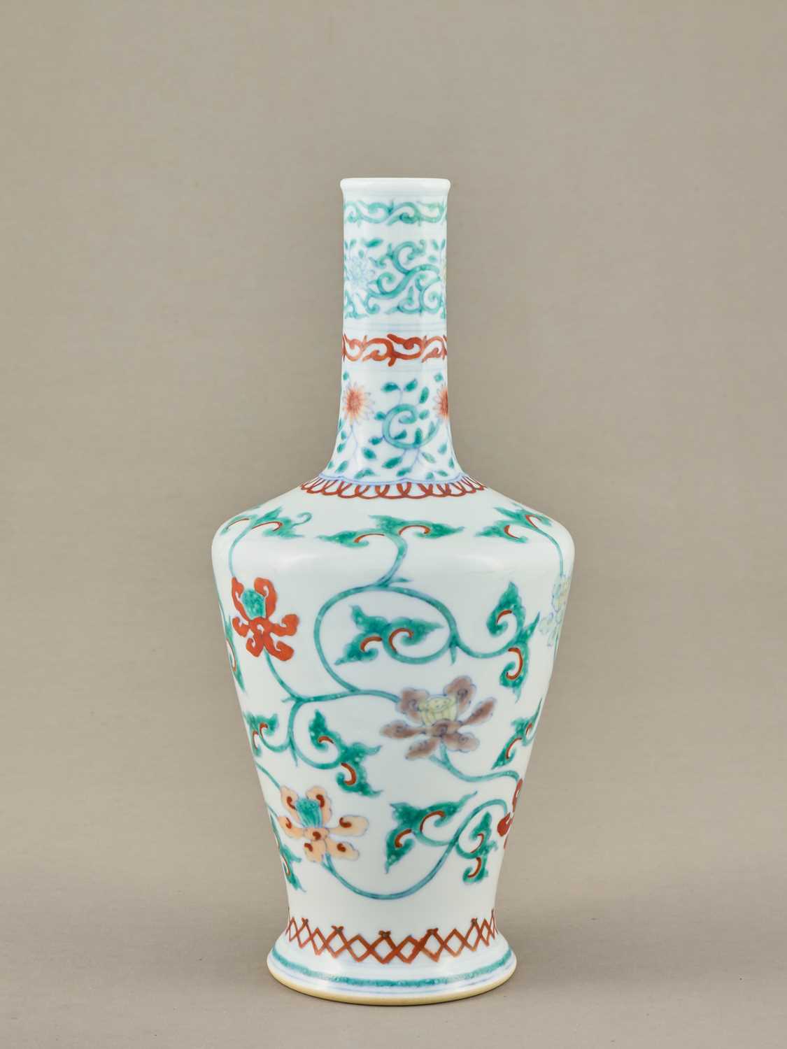 Lot 73 - YoDOUCAI LONG-NECKED VASE WITH FLORAL SCROLLS, YONGZHENG SIX-CHARACTER MARK