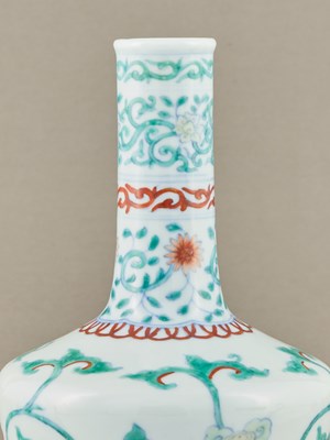 Lot 73 - YoDOUCAI LONG-NECKED VASE WITH FLORAL SCROLLS, YONGZHENG SIX-CHARACTER MARK