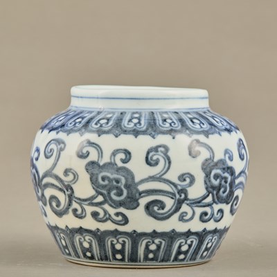 Lot 41 - XUANDE BLUE-AND-WHITE SMALL JAR WITH LINGZHI DECORATION