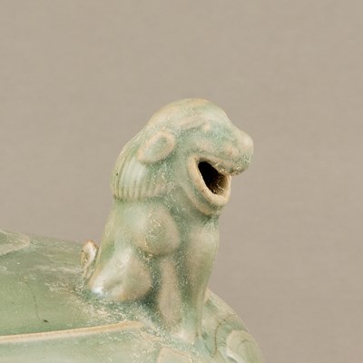 Lot 49 - YAOZHOU CELADON EWER WITH LION-FORM SPOUT, SONG DYNASTY