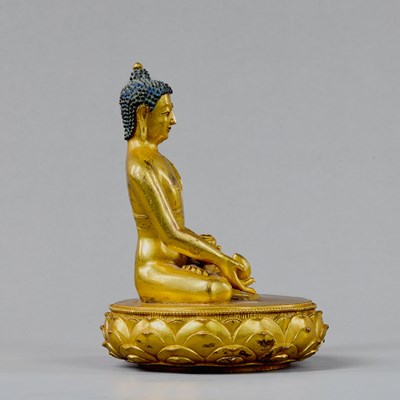 Lot 62 - MEDICINE BUDDHA (BHAISAJYAGURU), MONGOLIA, ZANABAZAR SCHOOL, 18TH CENTURY