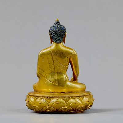 Lot 62 - MEDICINE BUDDHA (BHAISAJYAGURU), MONGOLIA, ZANABAZAR SCHOOL, 18TH CENTURY