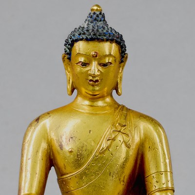 Lot 62 - MEDICINE BUDDHA (BHAISAJYAGURU), MONGOLIA, ZANABAZAR SCHOOL, 18TH CENTURY