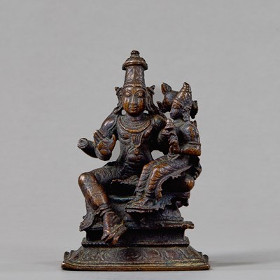 Lot 27 - VISHNU AND LAKSHMI INDIA 16TH CENTURY