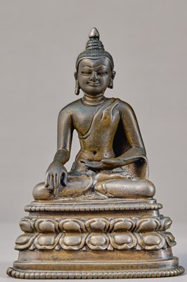 Lot 79 - SEATED BRONZE BUDDHA, NORTH INDIA, BIHAR, PALA PERIOD, 8TH–9TH CENTURY