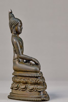 Lot 79 - SEATED BRONZE BUDDHA, NORTH INDIA, BIHAR, PALA PERIOD, 8TH–9TH CENTURY