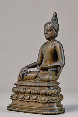 Lot 79 - SEATED BRONZE BUDDHA, NORTH INDIA, BIHAR, PALA PERIOD, 8TH–9TH CENTURY